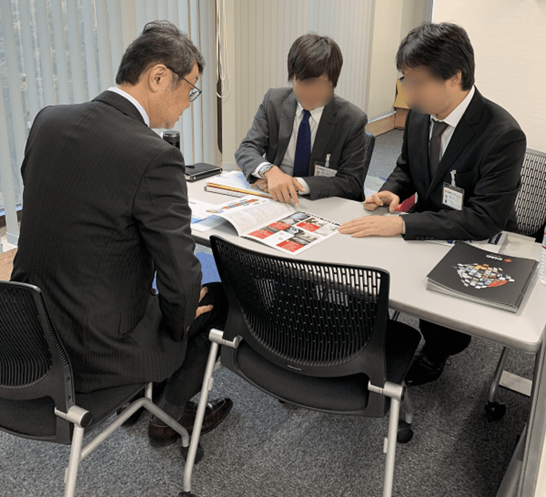 商談会様子
